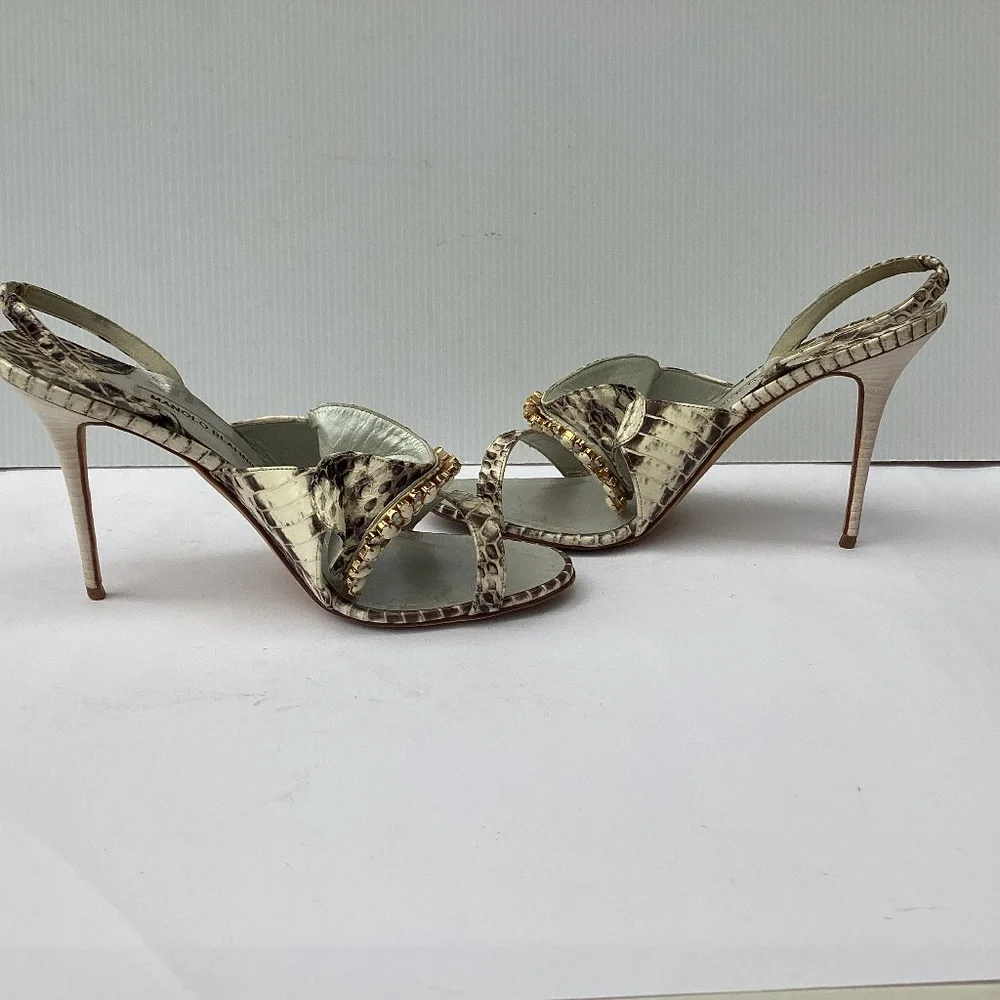 Manolo Blahnik Ronda Snake Embellished Slingback Heels 38.5 / 8 - Picture 9 of 12